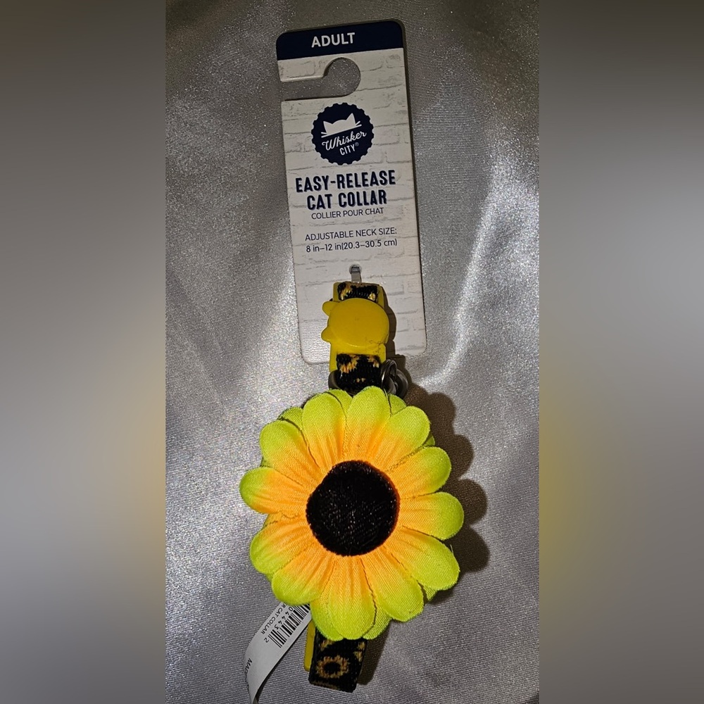 Whisker City Sunflower Adult Cat Collar
